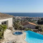 Bastide : Sea View / Hot Tub / Sauna Villa